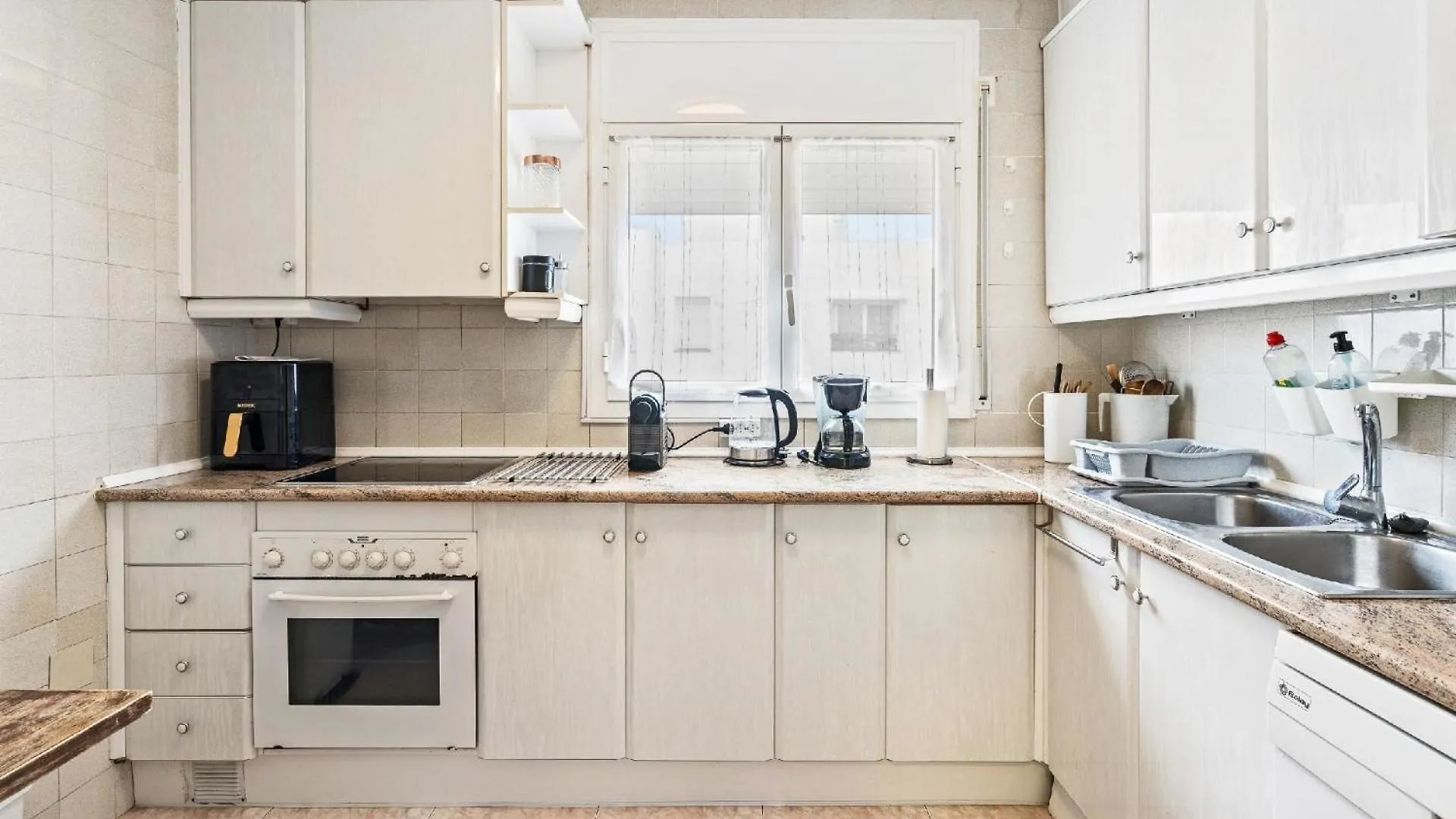 Apartment Ferienwohnung Fuer 8 Personen Ca 105 Qm In Empuriabrava, Costa Brava Golf De Roses
